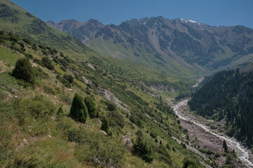 Naklejka premium Scenic view of the mountain in Ala Archa National Park, Kyrgyzstan