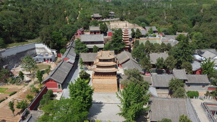 Fototapeta premium Chinese ancient architecture aerial photography