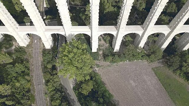 The Roquefavour Aqueduct near Aix-en-Provence (France)