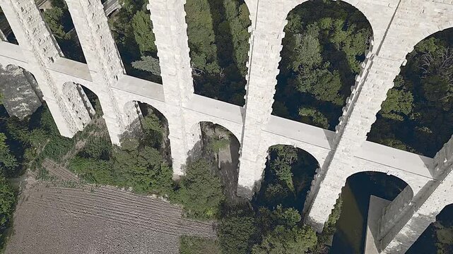 The Roquefavour Aqueduct near Aix-en-Provence (France)
