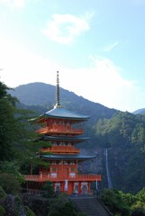 山の中の神社仏閣
