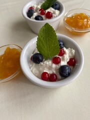yogurt with muesli and berries