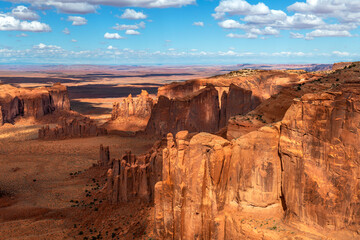 Beautiful Hunt's Mesa in Monument Valley shows what the old west looks like when untouched.