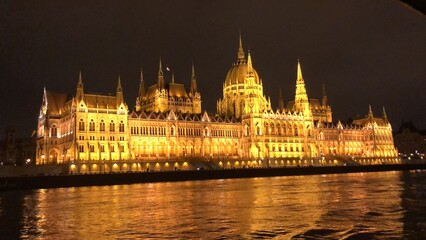 Obraz premium Parlamento de Budapest
