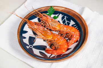 焼いたアカエビ