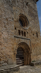 Naklejka premium Calatañazor , Soria, España , detalles de la arquitectura Iglesia de Nuestra Señora del Castillo y Museo