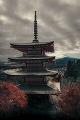 Obraz premium Mount Fuji seen from a Pagoda