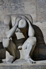 Skulpturen zum Gedenken an die Opfer des Feuersturms 1943 über Hamburg