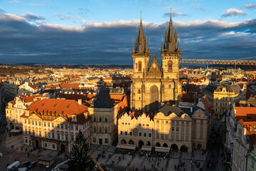 Obraz premium Beautiful winter sunset in Prague