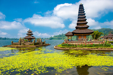 pura ulun danu beratan tempel in bali