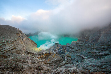 vulkan kawah ijen iauf der insel java