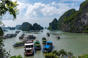 Naklejka premium halong bay country