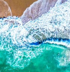 In coming wave with a curl