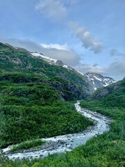 road to the mountains