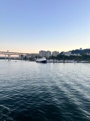 Obraz premium Willamette River Portland, OR