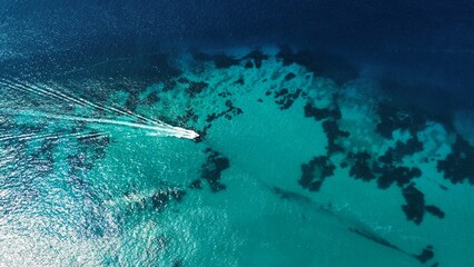 Obraz premium Lukova is a village located in southern Albania, along the Ionian coast. It is part of the Himarë municipality and is known for its picturesque landscapes, beautiful beaches, and traditional Albanian 