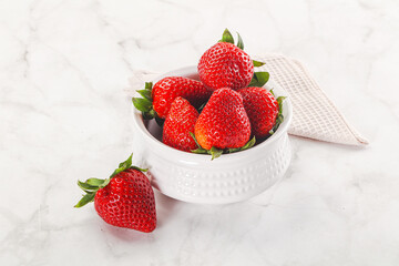 Sweet srawberry in the bowl