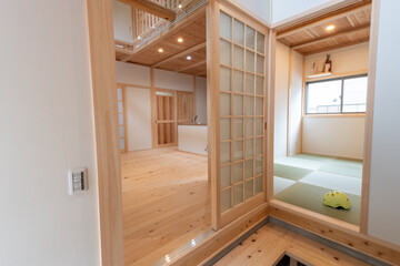 天然素材を使った美しい戸建て住宅	