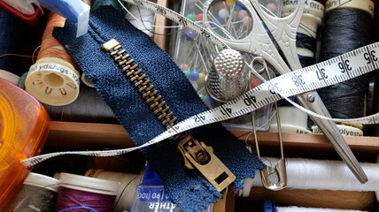 dans la boîte à couture