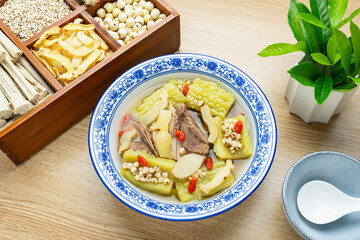 Guangdong traditional soup - Polygonatum, coix seed, bitter melon and pork bone soup