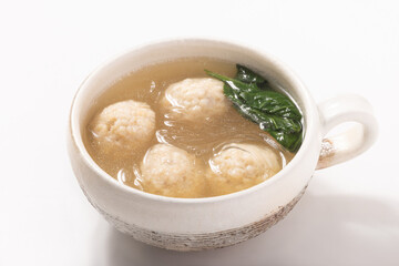 鶏つくね　春雨スープ