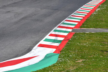 colored curbs on track