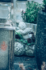 angel status on the grave