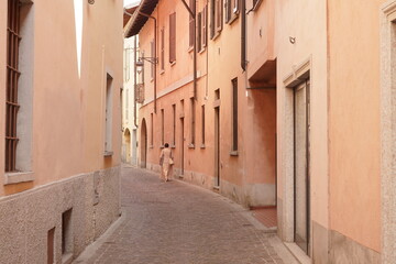 Obraz premium narrow street in the town