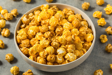 Homemade Chicago Style Popcorn