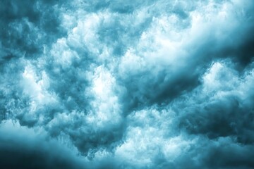 Obraz premium Dramatic sky with swirling clouds, capturing the mood of an impending storm. A stunning backdrop for any project.