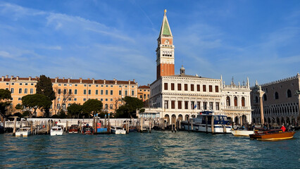 Fototapeta premium Gondola Ride Through Venice’s Famous Canals | Sunny Day in Italy
