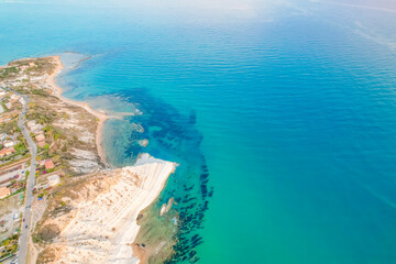 Obraz premium Stair of the turks, White Scala dei turchi in Agrigento, Sicily. White rocky cliff on the coast in the of Porto Empedocle