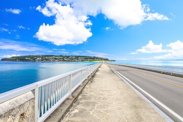 沖縄県、古宇利大橋の絶景