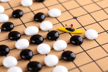 Miniature creative chessboard rowing