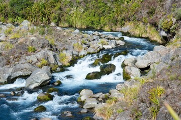 Obraz premium water raging over the rocks, The Mahuia Rapids, Tongariro National Park