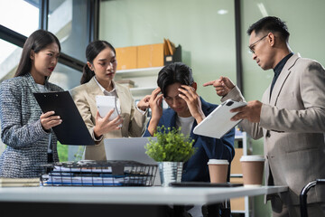 colleagues is angry and blames the team for poor work, team failure is not satisfied with the report.