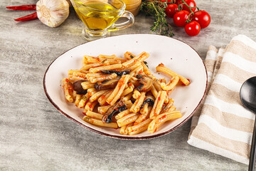Italian cuisine - casafecce with mushrooms