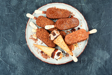 Vanilla ice cream with chocolate.