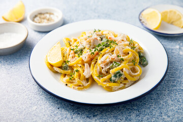 Spaghetti with crab meat