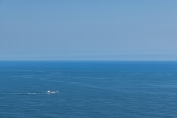 Fototapeta premium 日本 三重県鳥羽市のパールロード沿いにある鳥羽展望台から見える太平洋と船