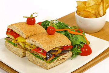sandwich with chicken and vegetables