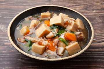 高野豆腐の中華風あんかけ旨煮