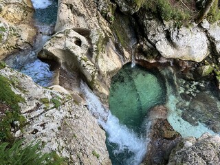 Sunik water grove or waterfalls on the Lepenca stream (Bovec, Slovenia) - Der Sunik-Wasserhain oder Wasserfälle am Bach Lepenca (Slowenien) - Šunikov vodni gaj v Lepeni (Slovenija) © Mario