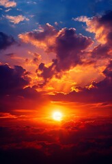 Obraz premium sunset with clouds and bright orange sun