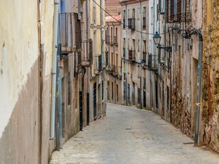 Naklejka premium Edificios mediavales del pueblo de Siguenza , Guadalajara, Spain.