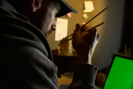 Midnight Meal with  Work