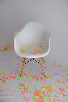 papeis confetes coloridos 
