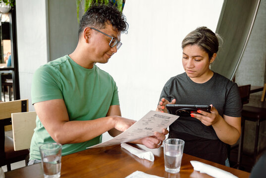 Ordering at a Restaurant 