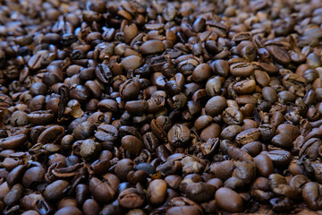Freshly roasted robusta coffee with a brown color