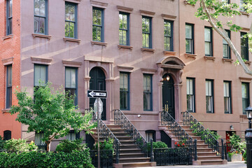 Naklejka premium Brick Walk Up